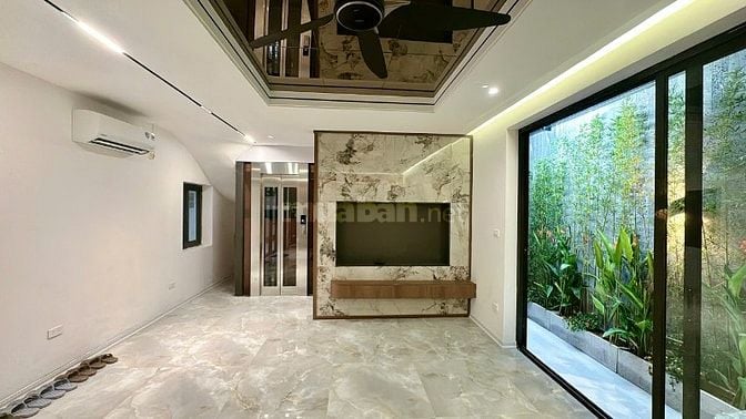 Hoàng Văn Thái - Phân lô 6 tầng thang máy - oto tránh - 50m2 - 10 tỷ