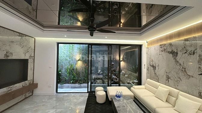 Hoàng Văn Thái - Phân lô 6 tầng thang máy - oto tránh - 50m2 - 10 tỷ