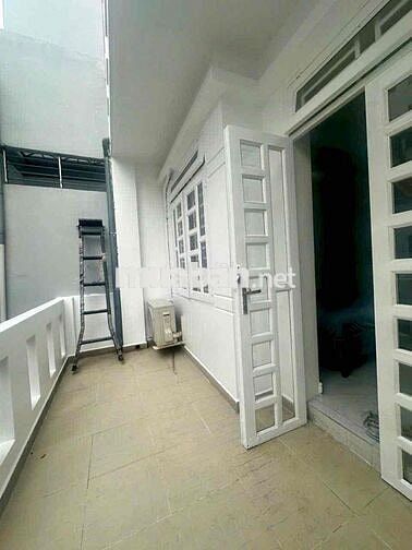 HXH 2pn2wc 64,5m2  kèm 2 máy lạnh đường số 8 P11