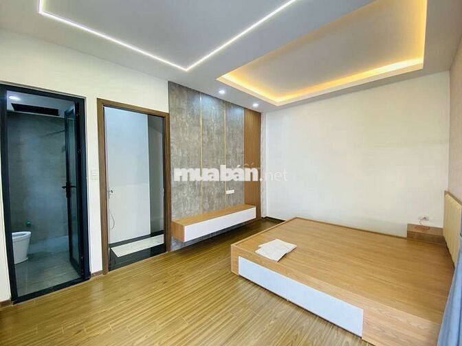 BÁN NHÀ PHÂN LÔ CÁN BỘ 5 TẦNG 31M² GIÁ 10.X TỶ TẠI PHÙNG KHOANG