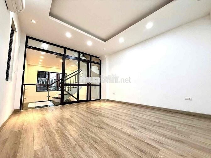 ĐÔNG NGẠC – 42M² – 5 TẦNG – GIÁ 12.6 TỶ – OTO VÀO NHÀ