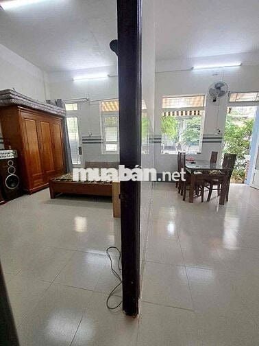 Bán MT Cao Thị Chính, TT Phú Thuận, Quận 7, 7mx9m sân 40m2, nhỉnh 4 ti