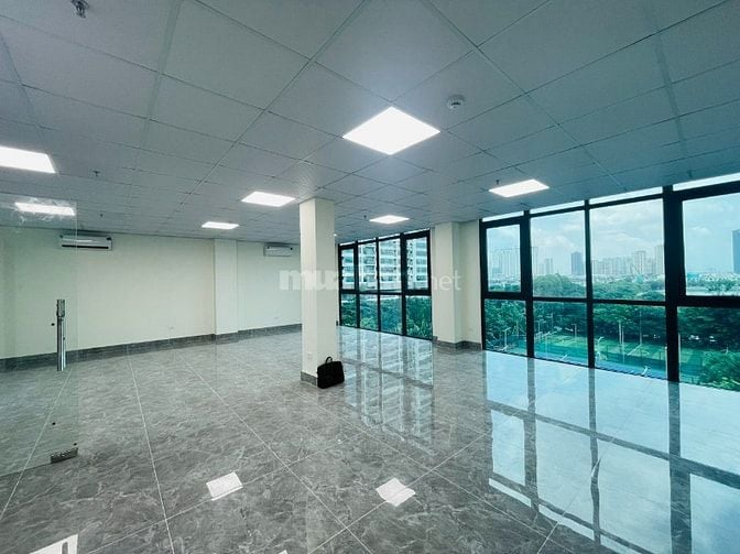 Tòa nhà văn phòng mới 100% phố Dịch Vọng Hậu – Cầu Giấy, full tiện ích