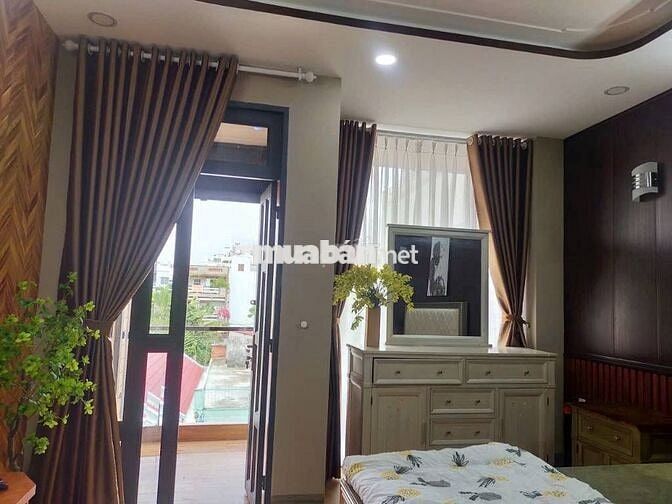 Bán nhà mt đường Huỳnh Văn Một, Tân Phú - nội thất cao cấp, giá 15 tỷ