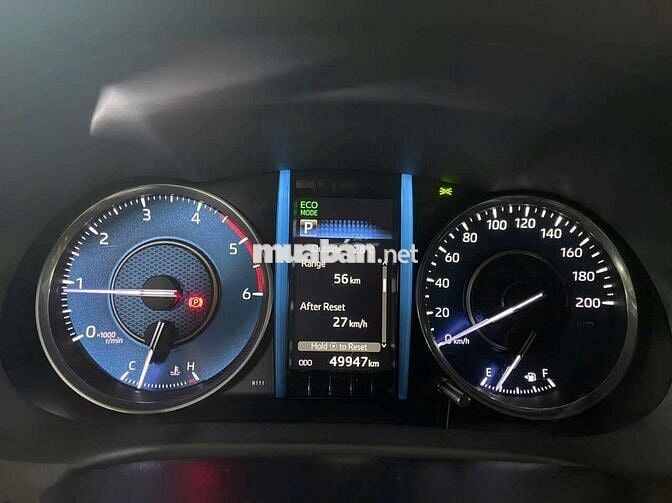 Fortuner 2021, 49 ngàn km,thơm mùi mới,sơn zin 95%