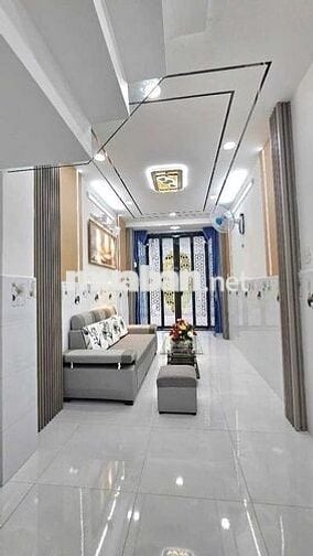 Nhà xinh giá tốt ,hẻm 5m , vị trí đẹp , Bình Tân