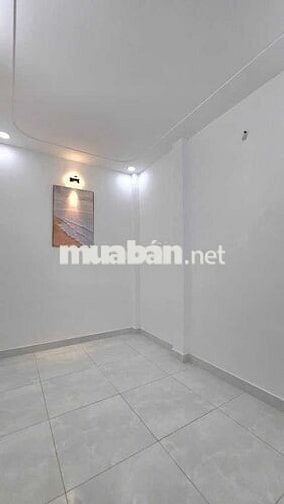 Nhà xinh giá tốt ,hẻm 5m , vị trí đẹp , Bình Tân