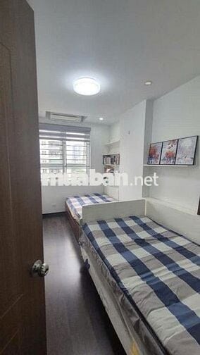 Cần bán gấp CH A14B2, KĐT Nam Trung Yên, 53m2, 2N,1WC, giá 5.48 tỷ