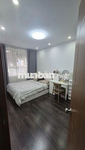 Cần bán gấp CH A14B2, KĐT Nam Trung Yên, 53m2, 2N,1WC, giá 5.48 tỷ