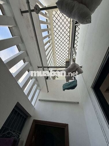 Cần bán nhanh nhà 2 tầng mới đường Đặng Huy Tá