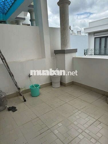 NHÀ 1TRỆT 2LẦU 5X16M 4PN 4WC HẺM OTO GẦN CHỢ THỦ ĐỨC GIÁ CHỈ 12TR