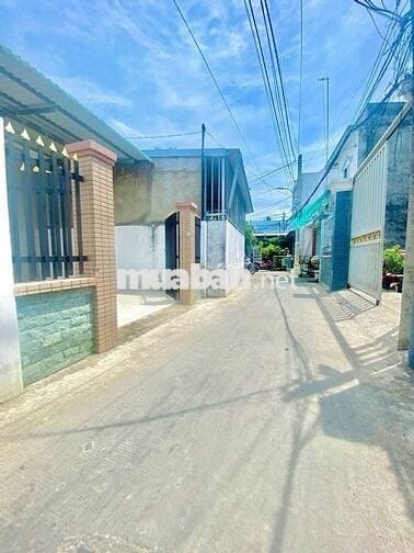 Bán nhà DT: 132,4m2 Thị trấn Cần Giuộc, Long An - GIÁ 2,9 tỷ