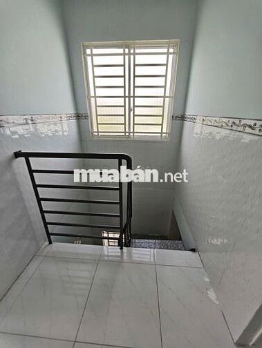 E cần Cho thuê nhà 3 triệu gần chợ Trà Nóc thuận lợi cho việc KD