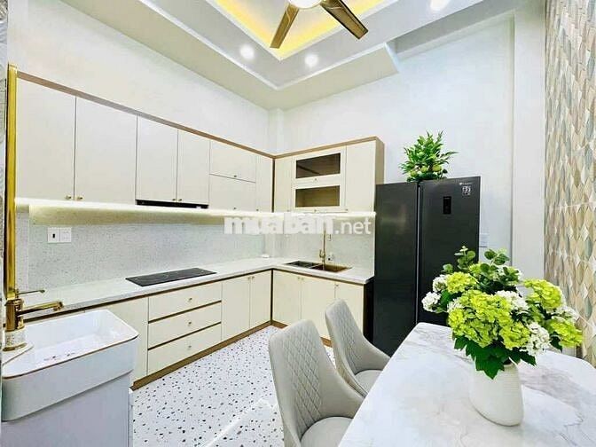 NHÀ MỚI XÂY PHẠM VĂN CHIÊU, GÒ VẤP. DTSD 148m2, 4PN 3WC. GIÁ 5.95TỶ