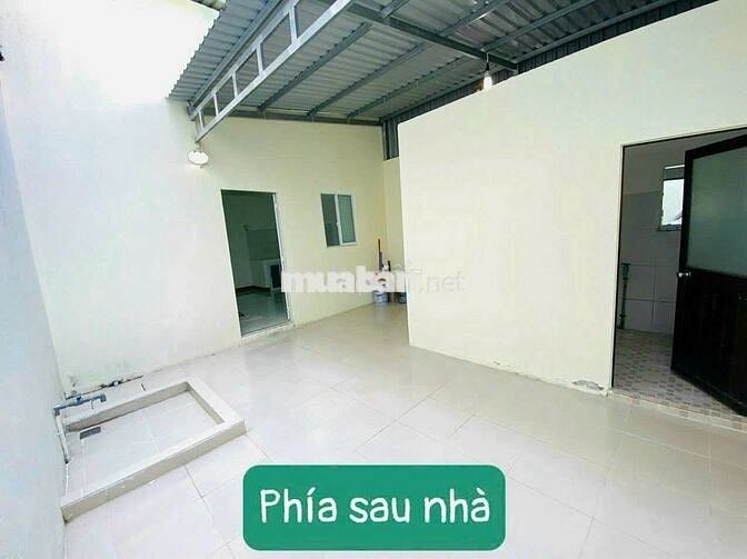 Bán nhà DT: 132,4m2 Thị trấn Cần Giuộc, Long An - GIÁ 2,9 tỷ