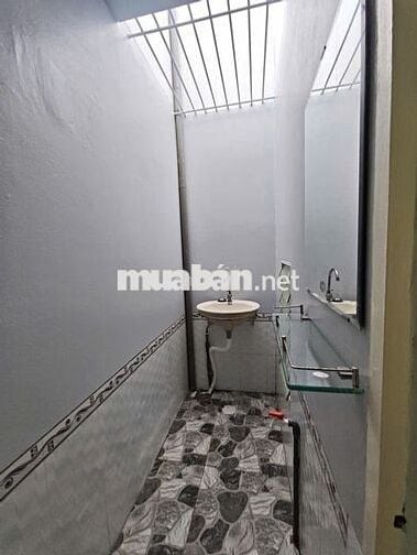 E cần Cho thuê nhà 3 triệu gần chợ Trà Nóc thuận lợi cho việc KD