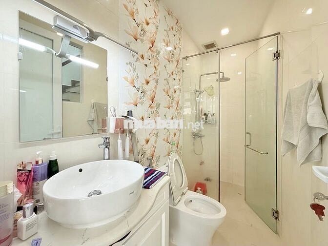 Nhà Đẹp ngay tại LÊ TRỰC BÌNHTHẠNH.thanh lí gấp trong tuần này.giá tốt