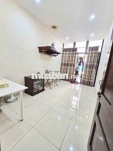 Bán Nhà Mặt Phố Hoàng Diệu,HĐ–49m, 3t, Ngõ Thênh Thang -Giá Chỉ Gần 9t