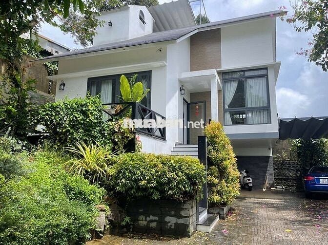 Nhà thiết kế hiện đại hẻm Trần Quốc Toản - Phường B'LAO - TP.Bảo Lộc