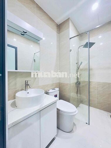 Studio Ban Công 28m2 - Máy Giặt Riêng - Thang Máy - Nguyễn Tri Phương