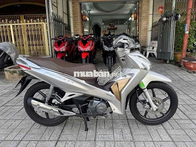 Fu led 2020 màu bạc hót biển 67