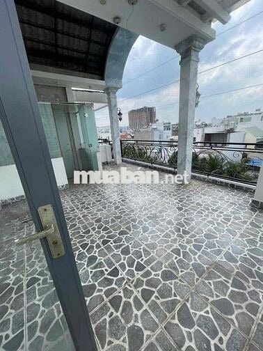 Cho thuê nhà đẹp góc 2 mặt tiền Phạm Đăng Giảng, p.BHH, Bình Tân