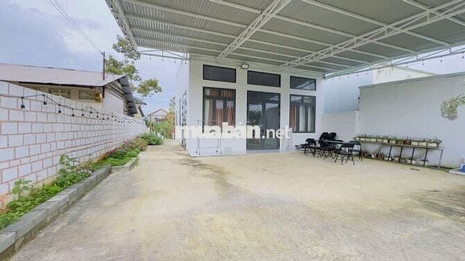 HOMESTAY BẢO LỘC 659M2 SẴN 300 THỔ CƯ (12X60MXNỞ HẬU) MT HẺM 88 LỮ GIA