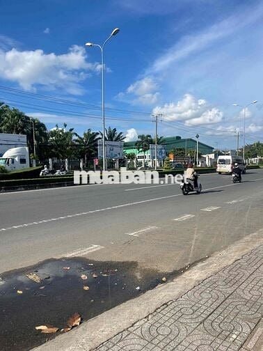 Bán nhà hẻm 79 đường lê hồng phong vào 20m