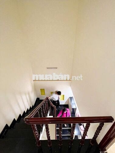 NHÀ 1 LẦU KHU 5 SAO FIVE STAR - CẦU TRÀM - GIÁ 1TY700 - SỔ RIÊNG -