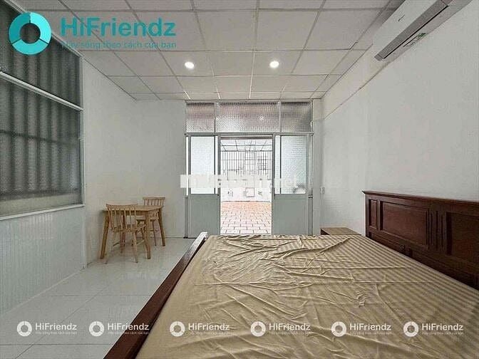 CHO THUÊ PHÒNG CÓ BAN CÔNG SIÊU RỘNG TÁCH BẾP ĐẦY ĐỦ NỘI THẤT MỚI XÂY