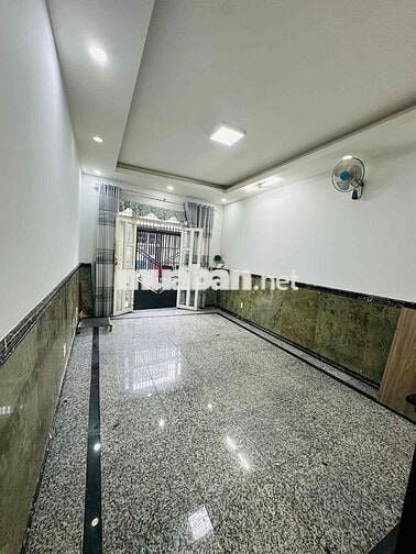 Bán Nhà 4x15. trệt 3 lầu sân thượng. 4 phòng. chỉ 4.65t