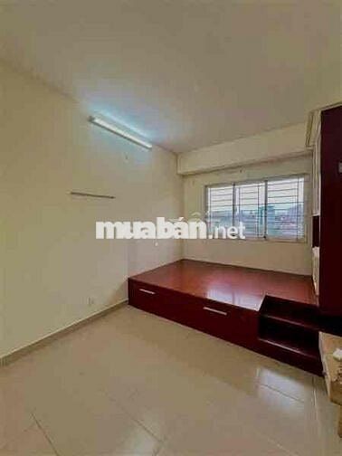 Mặt tiền Trịnh Đình Thảo chưa tới 3 đồng