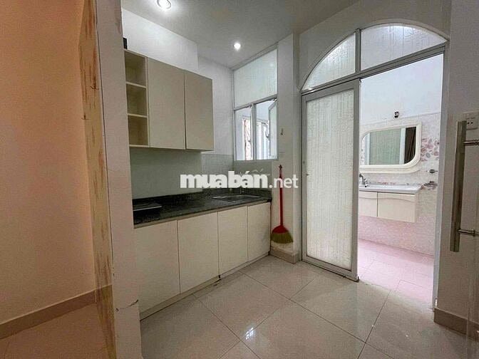 🏠 PASS PHÒNG Q10 - GẦN HUFLIT, UEH, BKU 🏠 FULL NT