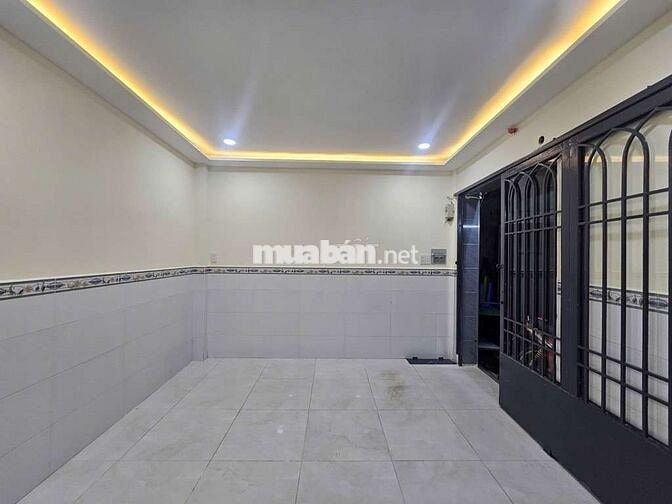 Nhà nhỏ xinh giá tốt , trung tâm Q6 , Nguyễn Văn Luông nhỉnh 2 đồng