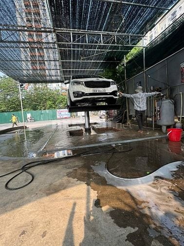 Nhượng bãi rửa xe, chăm sóc xe hơi ngay đầu cổng Louis City Đền Lừ, HM