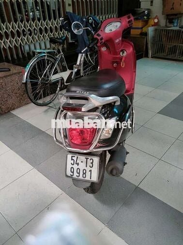 Bạn xe máy như hình