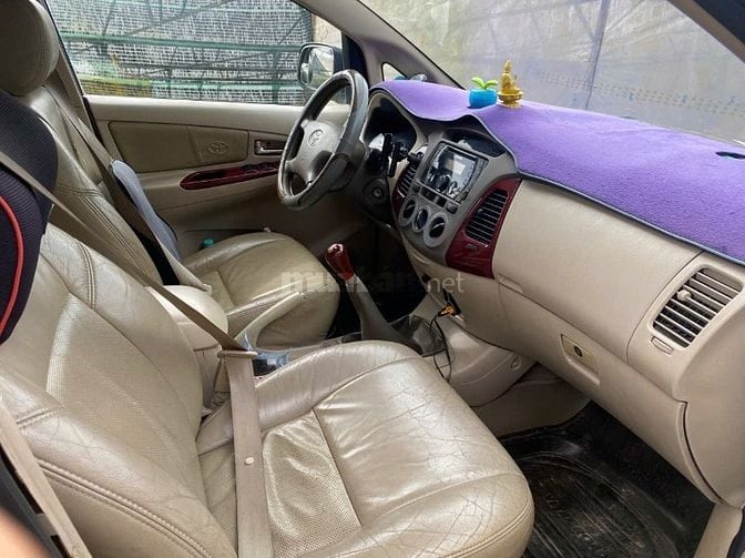 -Innova đời đầu tiên 2006 đi 180 ngàn km xe biển trắng Đăng Ký TPHCM..