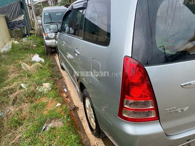 -Innova đời đầu tiên 2006 đi 180 ngàn km xe biển trắng Đăng Ký TPHCM..