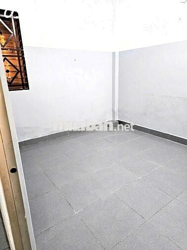 Bán nhà 1 trệt 1 lầu 3pn hẻm xe hơi đường Hiệp Bình p.Hiệp Bình Chánh