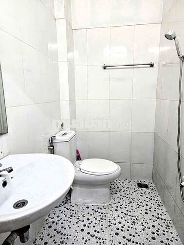 Bán nhà 1 trệt 1 lầu 3pn hẻm xe hơi đường Hiệp Bình p.Hiệp Bình Chánh