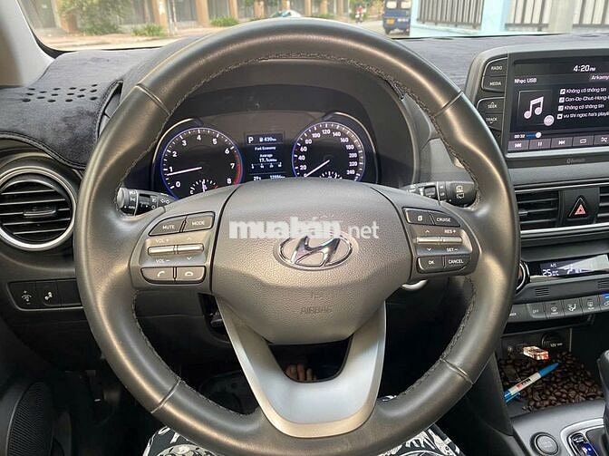 Hyundai Kona 2.0AT Đặc biệt 2021 màu đỏ