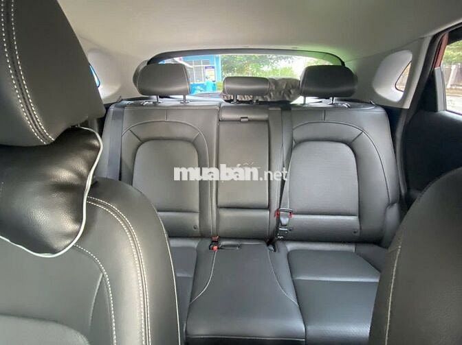 Hyundai Kona 2.0AT Đặc biệt 2021 màu đỏ