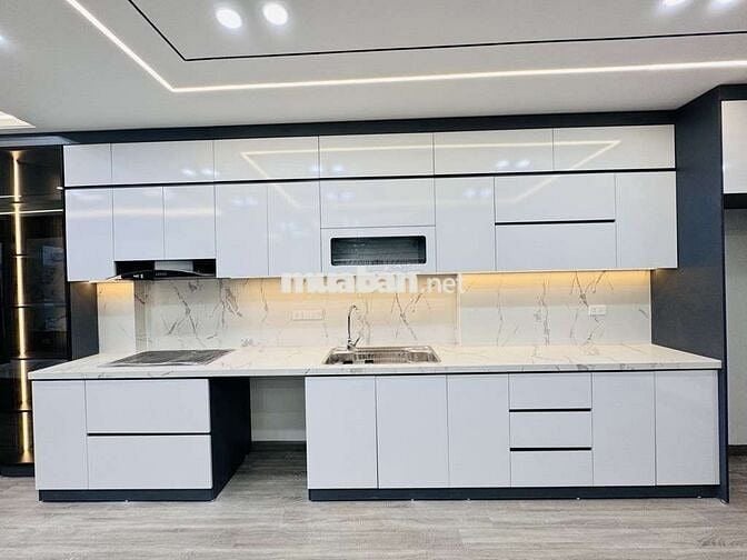 NHÀ ĐẸP 6 TẦNG THANG MÁY THIẾT KẾ HIỆN ĐẠI GẦN ÔTÔ FULL NỘI THẤT XỊN