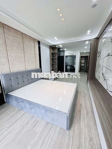 NHÀ ĐẸP 6 TẦNG THANG MÁY THIẾT KẾ HIỆN ĐẠI GẦN ÔTÔ FULL NỘI THẤT XỊN
