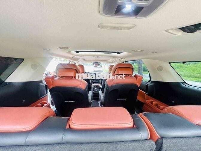 Kia Carnival 2023 Signature 2.2D - 46000 km