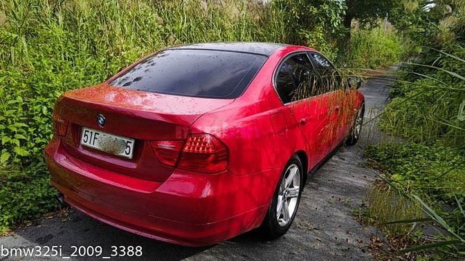 BMW 325i 2009 chuẩn 136k km xe gia đình