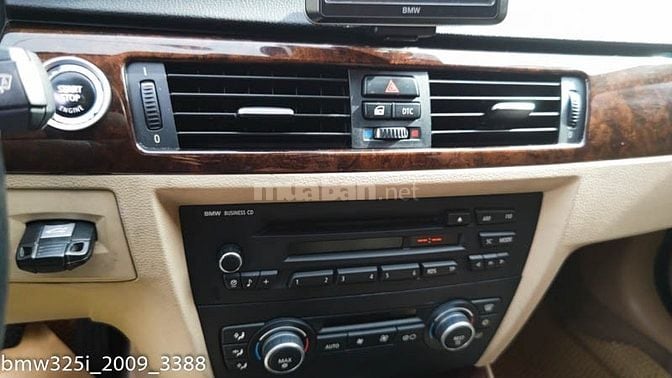 BMW 325i 2009 chuẩn 136k km xe gia đình