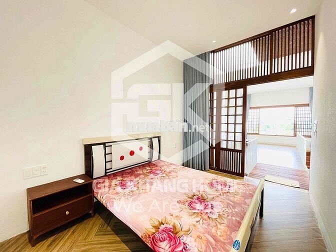 NHÀ NGUYÊN CĂN CỰC ĐẸP 3 PHÒNG NGỦ FULL NỘI THẤT LHU TĐC HÀ QUANG 2 CH