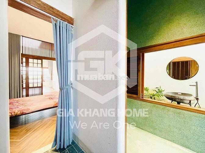 NHÀ NGUYÊN CĂN CỰC ĐẸP 3 PHÒNG NGỦ FULL NỘI THẤT LHU TĐC HÀ QUANG 2 CH