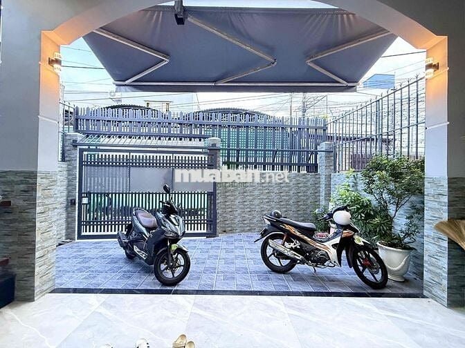 CHO THUÊ BIỆT THỰ ĐẸP MỚI 4 PHÒNG NGỦ GẦN BIỂN KHU  GIÁ 18 TRIỆU/THÁNG